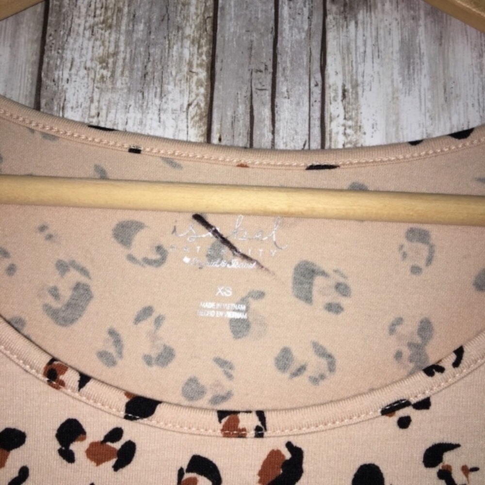 Ingrid & Isabel Maternity Tan Leopard Dress - Picture 5 of 6